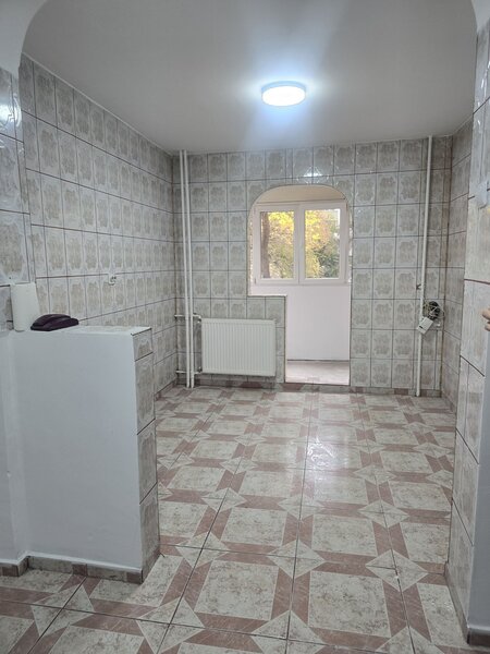 Basarabiei, Pescarusului, apartament 3 camere.